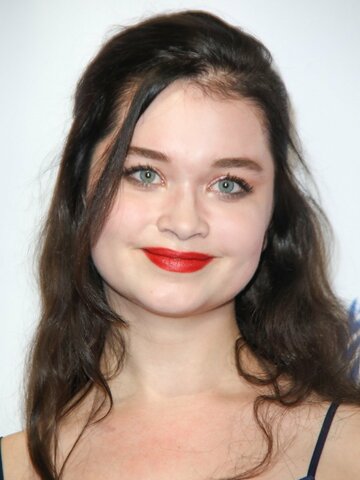 Alison Thornton Headshot