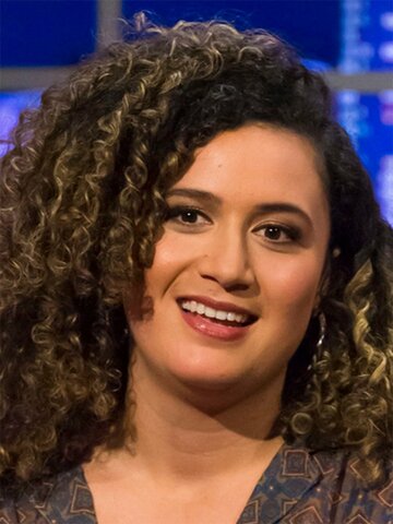 Rose Matafeo Headshot