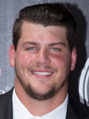 Taylor Lewan Headshot