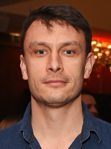 Richard Gadd Headshot