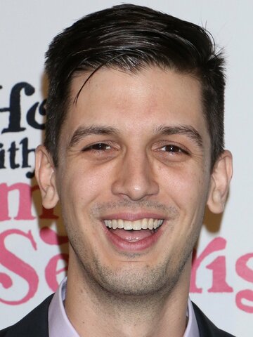 Josh Sharp Headshot