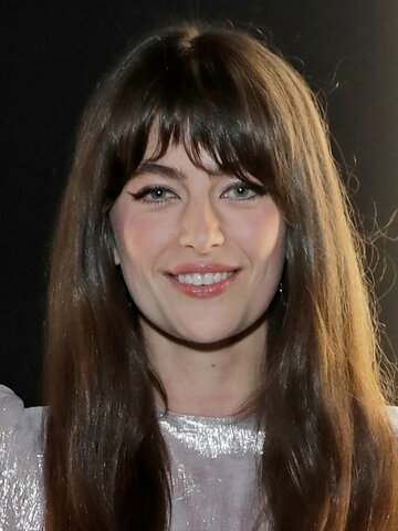 Millie Brady Headshot
