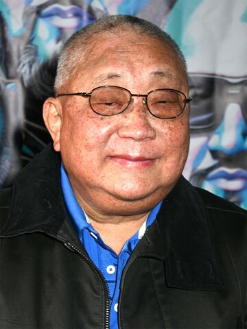 Waymond Lee Headshot