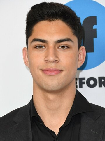 Niko Guardado Headshot