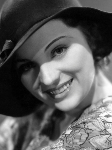 Marion Burns Headshot