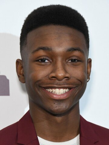 Niles Fitch Headshot