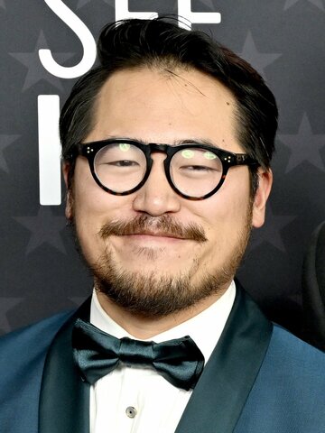 Daniel Kwan Headshot