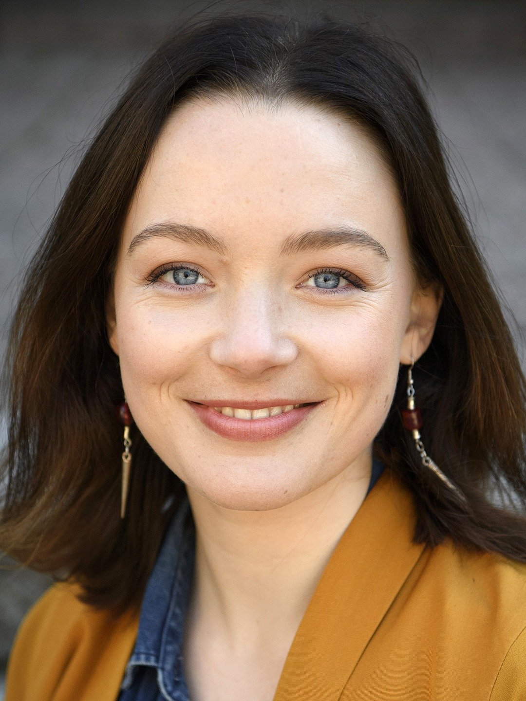 Amalia Holm - Actress