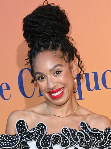 Pearl Mackie Headshot