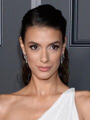 Laysla De Oliveira