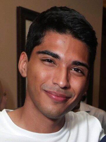 Michael Garza Headshot