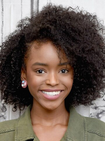Lovie Simone Headshot