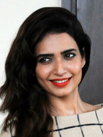 Karishma Tanna Headshot