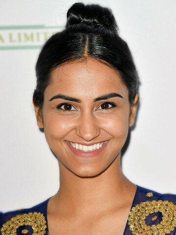 Amrit Kaur Headshot