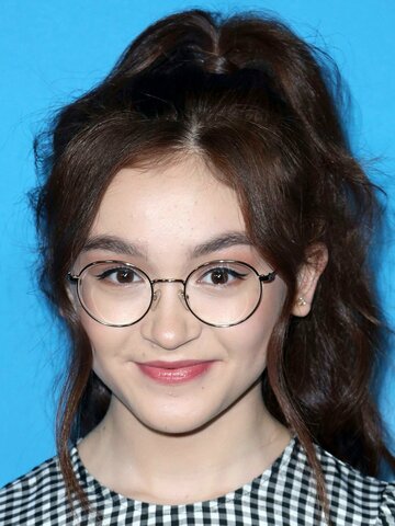 Anna Cathcart Headshot