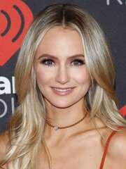 Lauren Bushnell