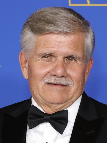 Tom Silva Headshot