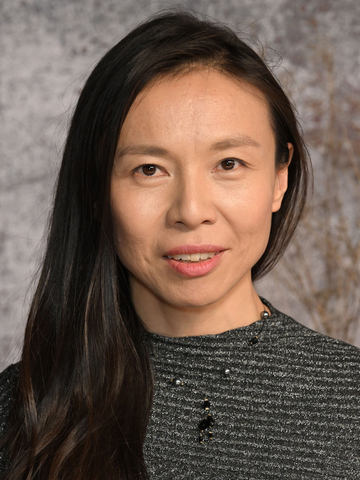 Angela Yeoh Headshot