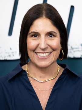 Pilar Savone