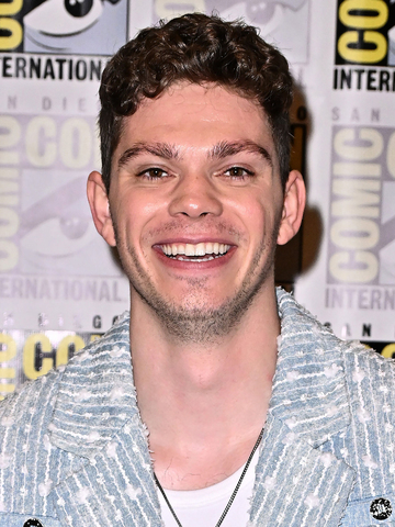 Daniel Diemer Headshot