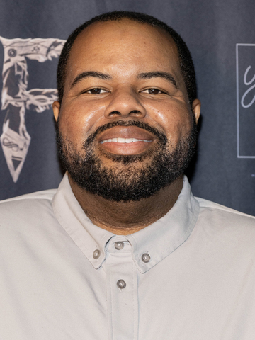 Tyray Mollett Headshot