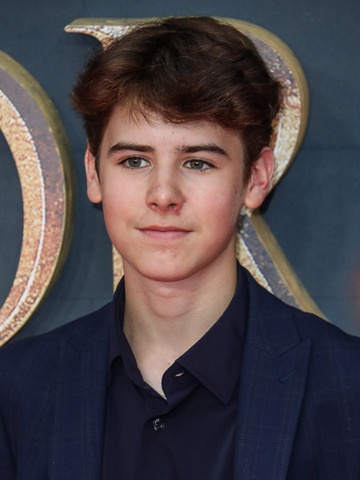 Elliot Grihault Headshot