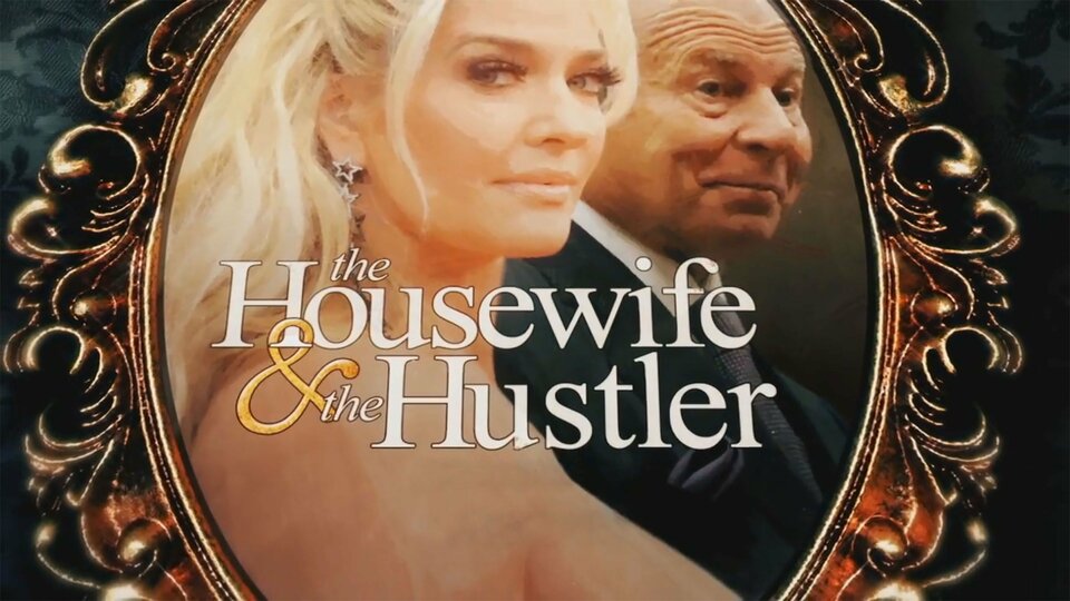 The Housewife and the Hustler - Hulu