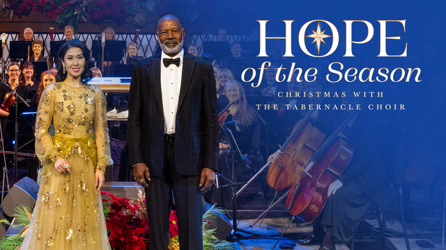Christmas With the Tabernacle Choir key art